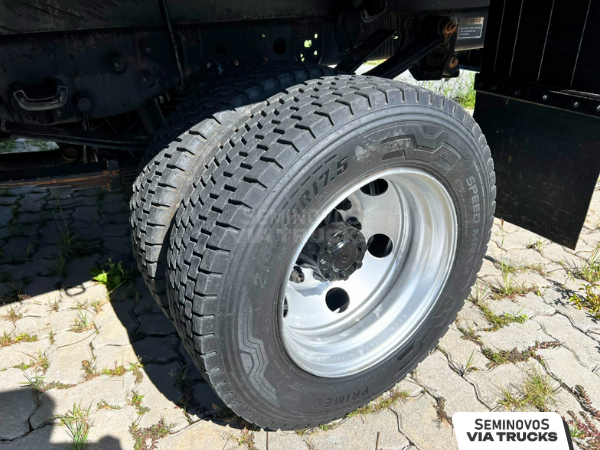 FORD-F-4000-F-4000 4x2 2p (diesel)(E5)