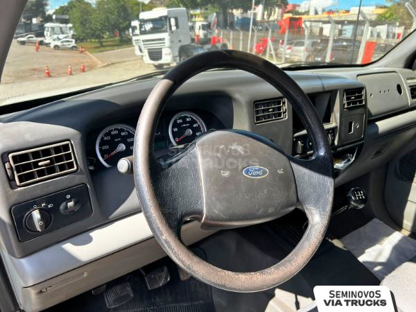 FORD-F-4000-F-4000 4x2 2p (diesel)(E5)