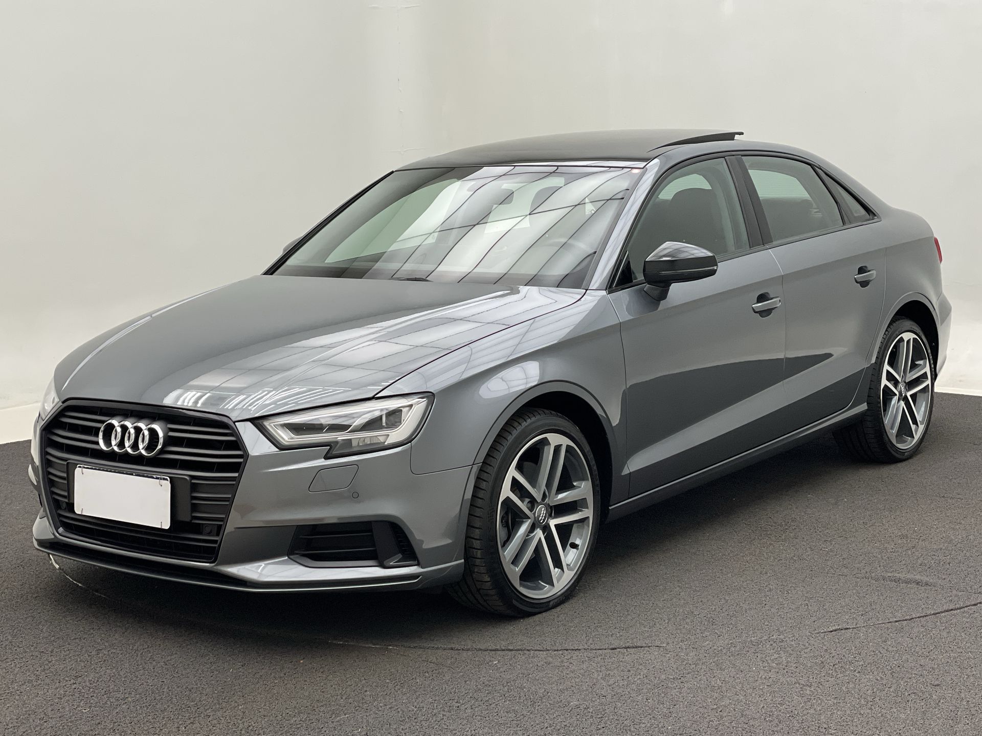 A3 Sed. Perform. Black 2.0 TFSI S-tronic