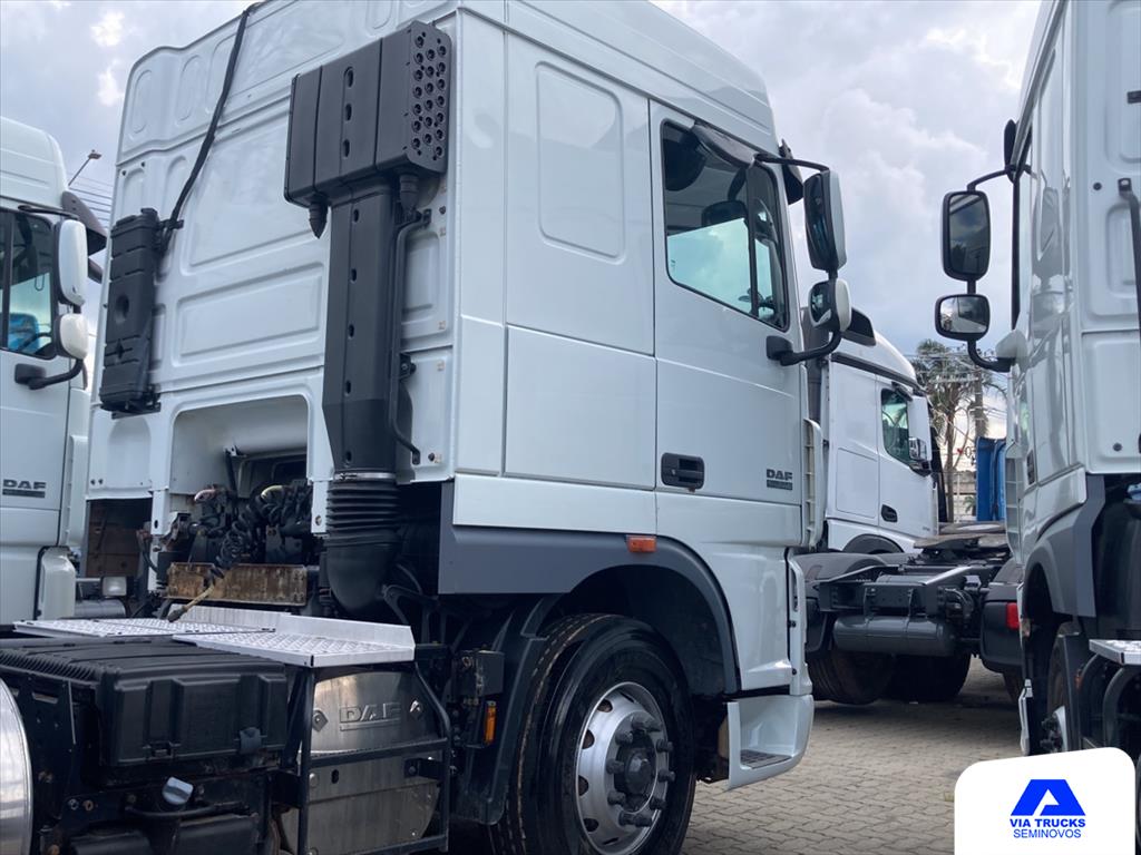 DAF-XF-XF 105 FT 460 4x2 (diesel)(E5)