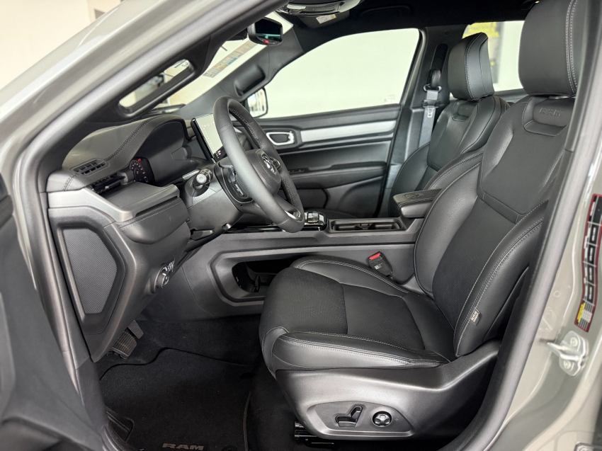 RAM-RAMPAGE-2.0 HURRICANE 4 TURBO GASOLINA LARAMIE 4X4 AUTOMÁTICO