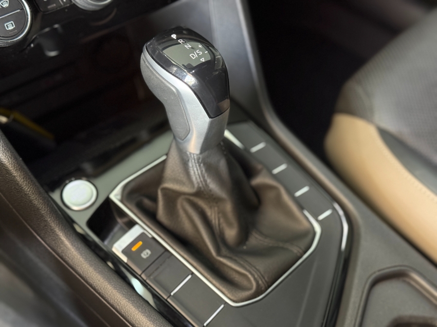 VW - Volkswagen-TAOS-1.4 250 TSI TOTAL FLEX HIGHLINE AUTOMÁTICO