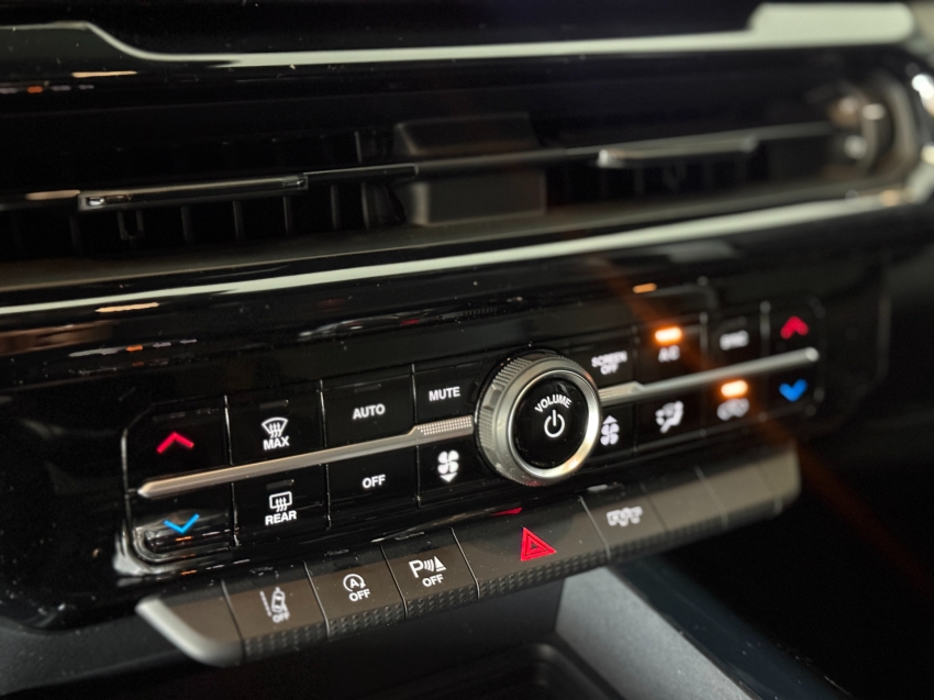 RAM-RAMPAGE-2.0 HURRICANE 4 TURBO GASOLINA R/T 4X4 AUTOMÁTICO