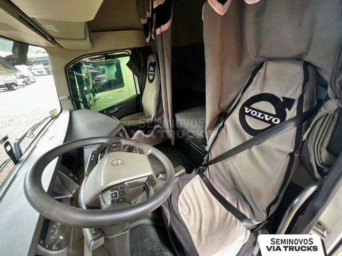 VOLVO-FH-460-FH-460 GLOBETROTTER 6x2 2p (diesel) (E5)