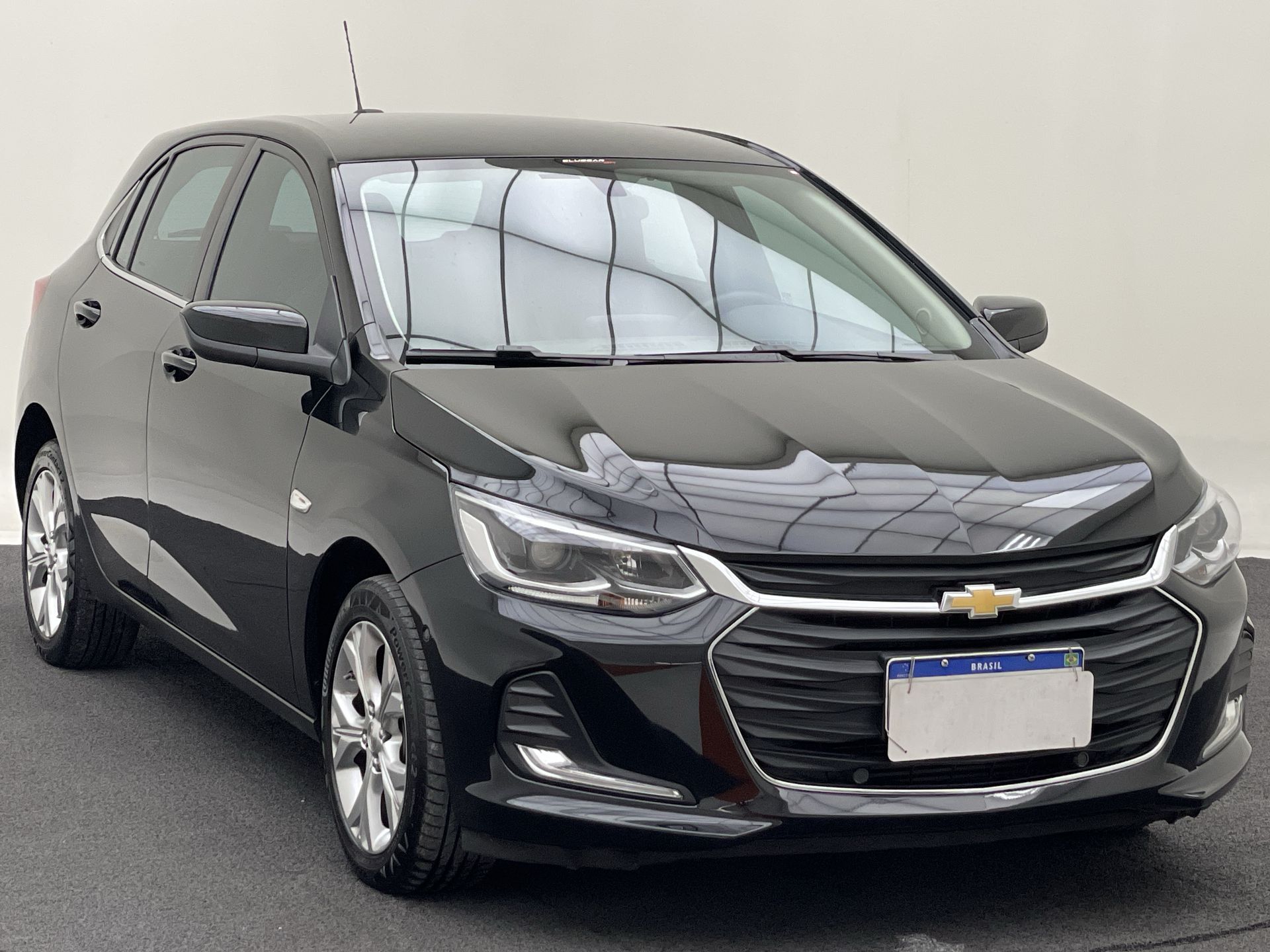 ONIX HATCH PREM. 1.0 12V TB Flex 5p Aut.