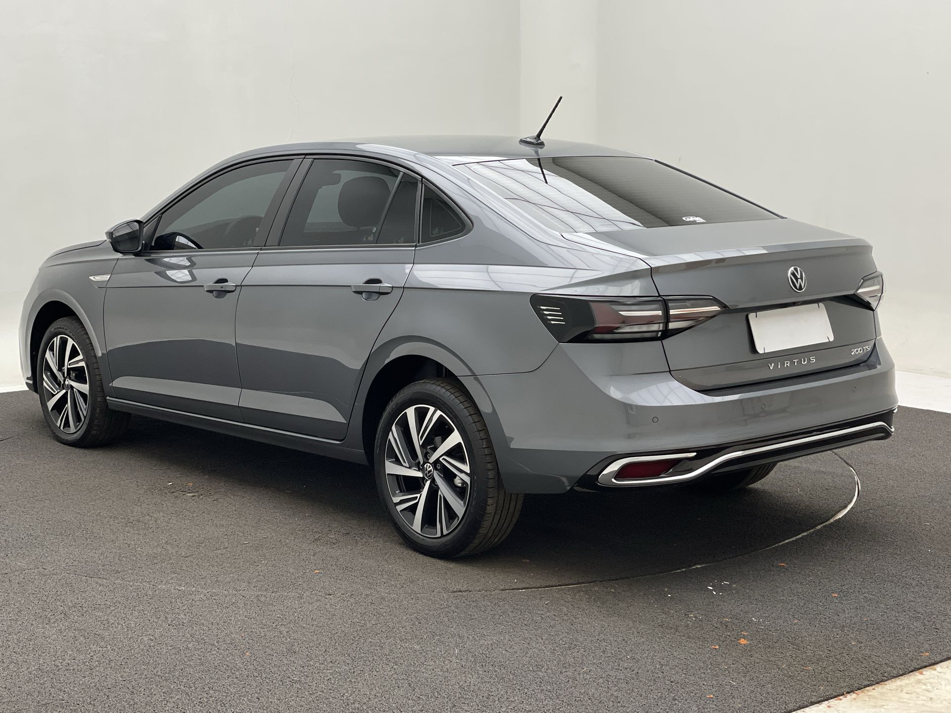 VIRTUS Highline 200 TSI 1.0 Flex 12V Aut