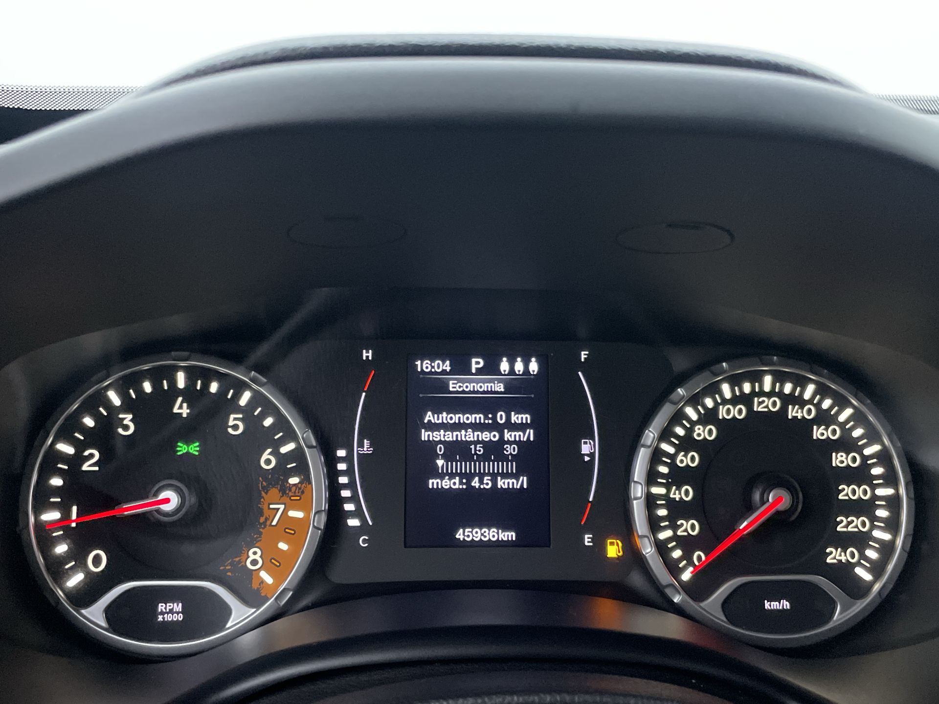 Renegade Sport 1.8 4x2 Flex 16V Aut.