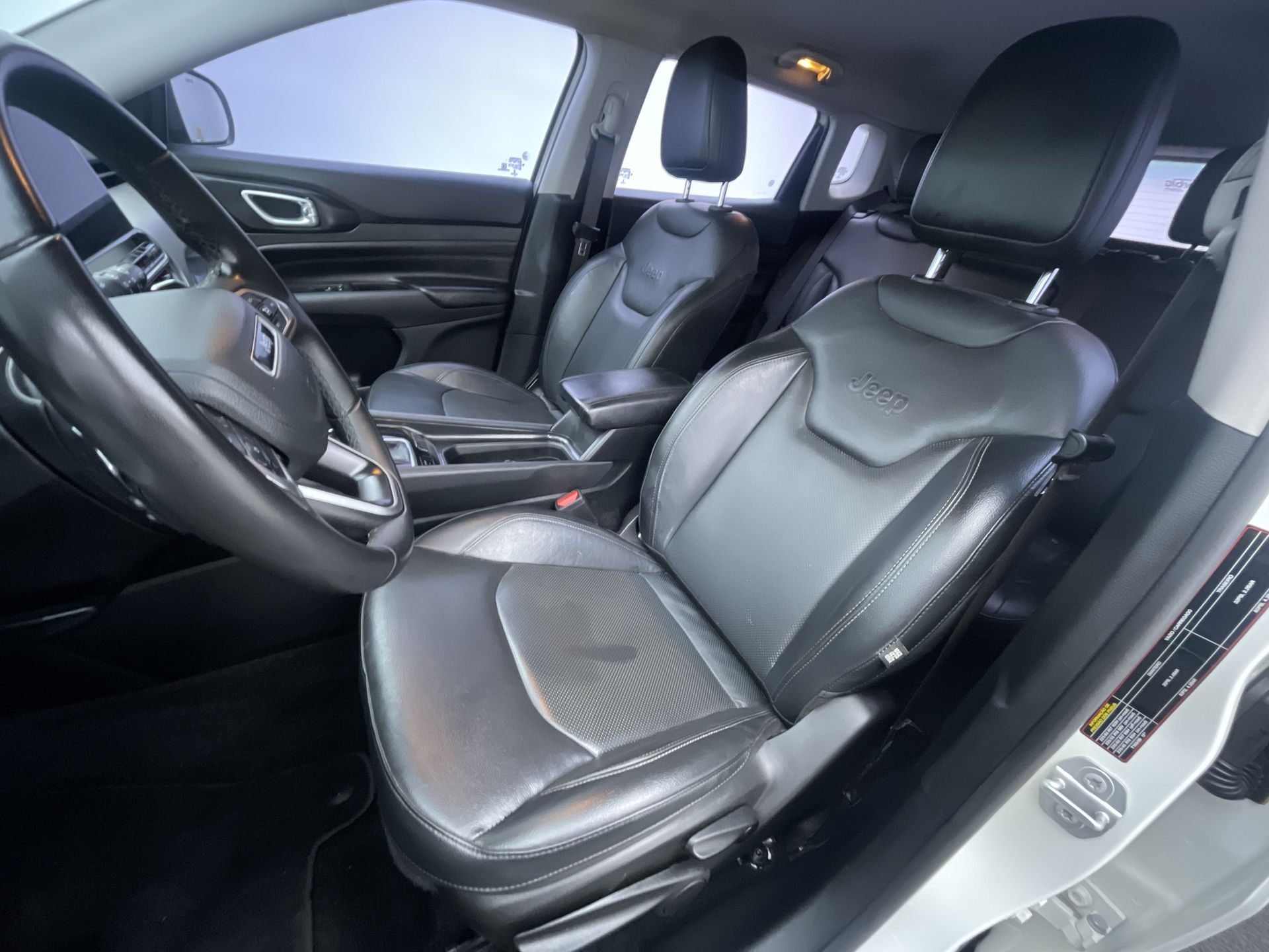 COMPASS LONG. T270 1.3 TB 4x2 Flex Aut.