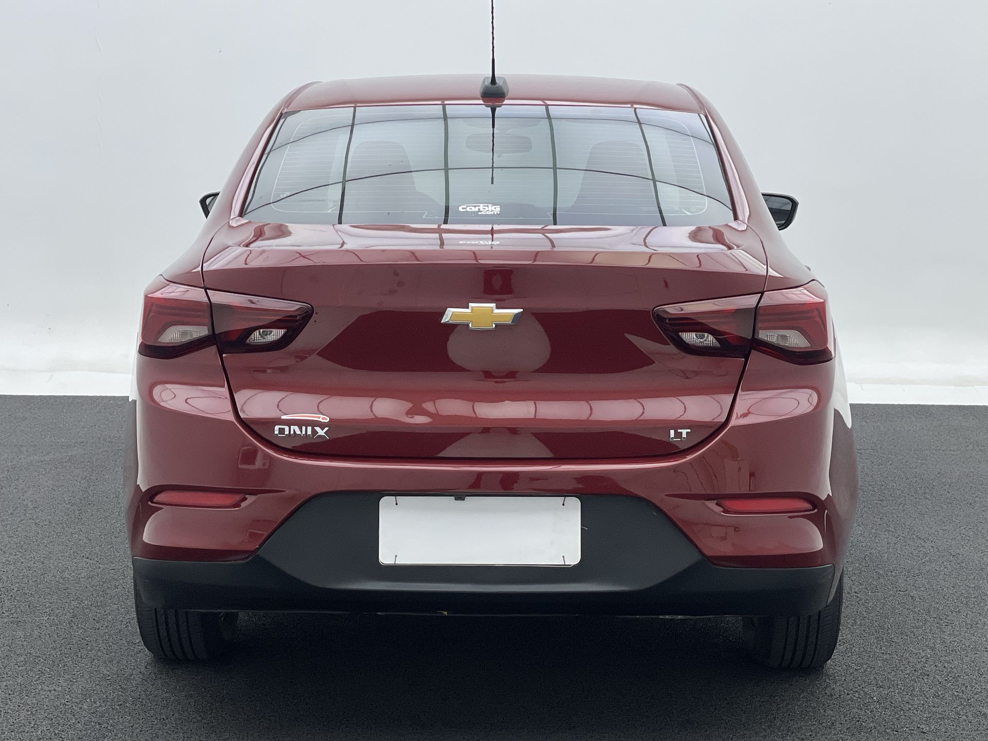 ONIX SEDAN Plus LT 1.0 12V TB Flex Aut.