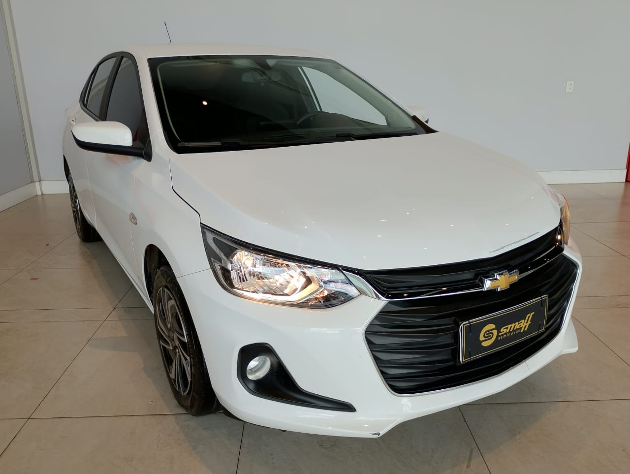 ONIX SEDAN Plus LT 1.0 12V TB Flex Mec.