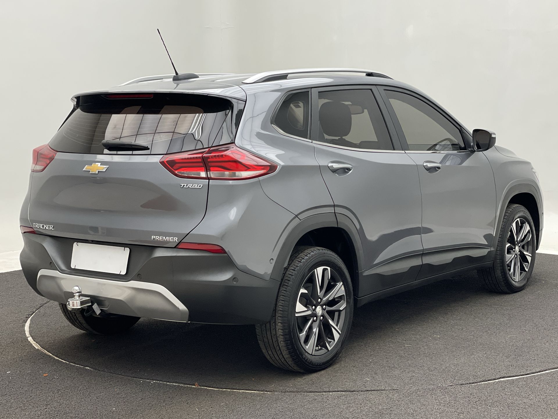 TRACKER Premier 1.0 Turbo 12V Flex Aut.