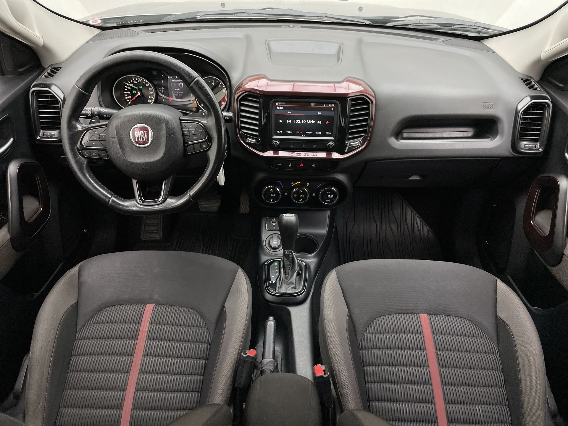 Fiat-TORO-Toro Freedom 1.8 16V Flex Aut.