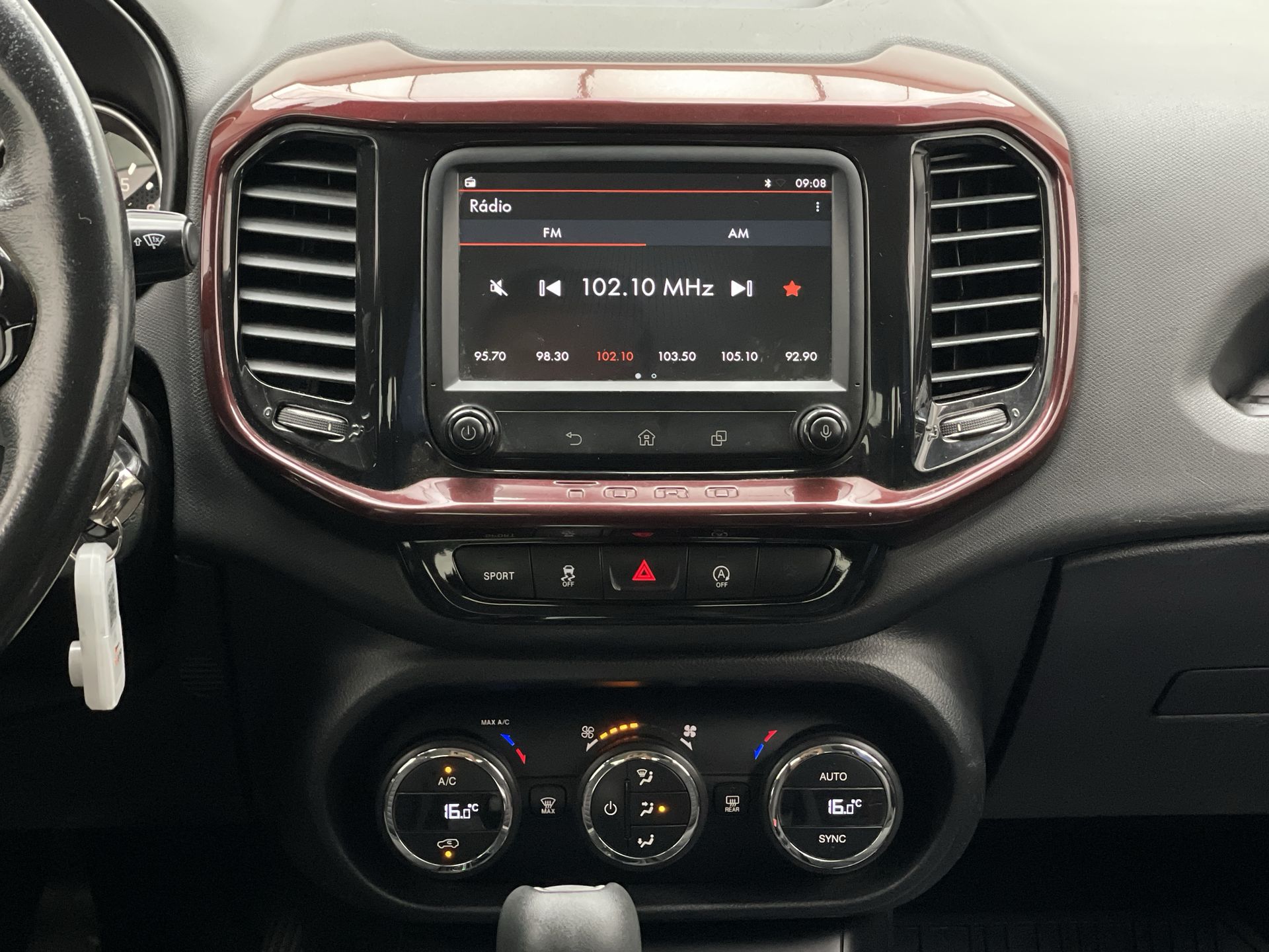 Fiat-TORO-Toro Freedom 1.8 16V Flex Aut.