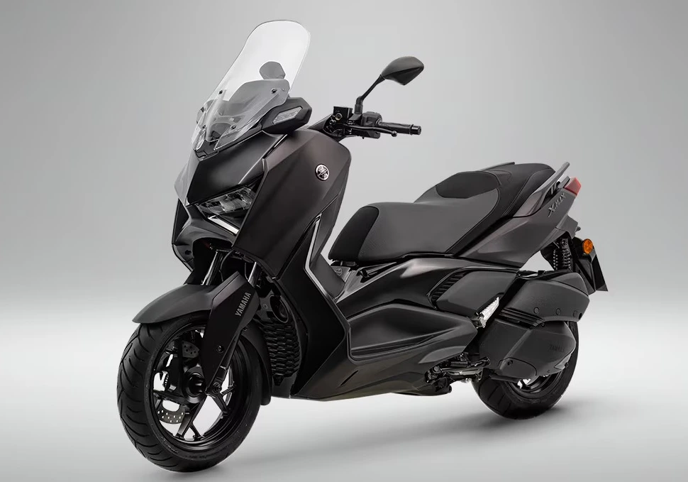 NOVA XMAX 300 CONNECTED