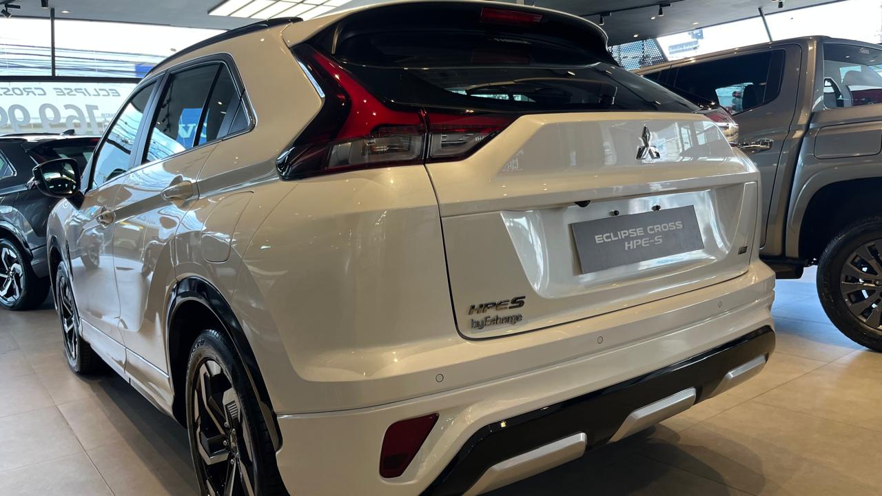 Mitsubishi-ECLIPSE CROSS-Eclipse Cross HPE-S 1.5 AWC 165cv Aut.