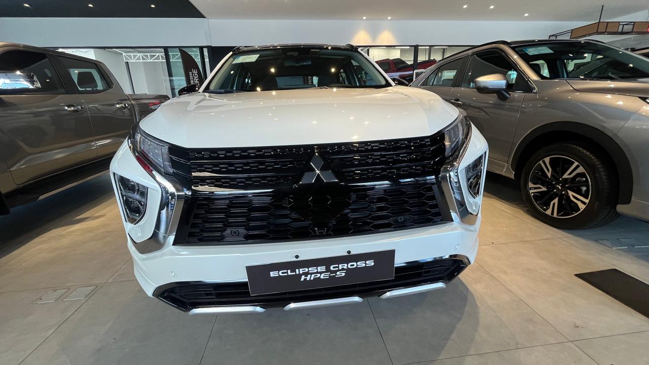 Mitsubishi-ECLIPSE CROSS-Eclipse Cross HPE-S 1.5 AWC 165cv Aut.