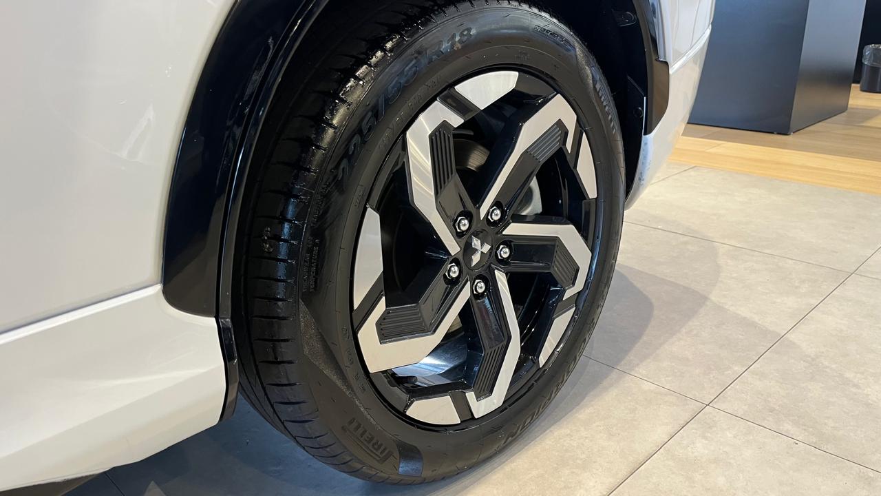 Mitsubishi-ECLIPSE CROSS-Eclipse Cross HPE-S 1.5 AWC 165cv Aut.