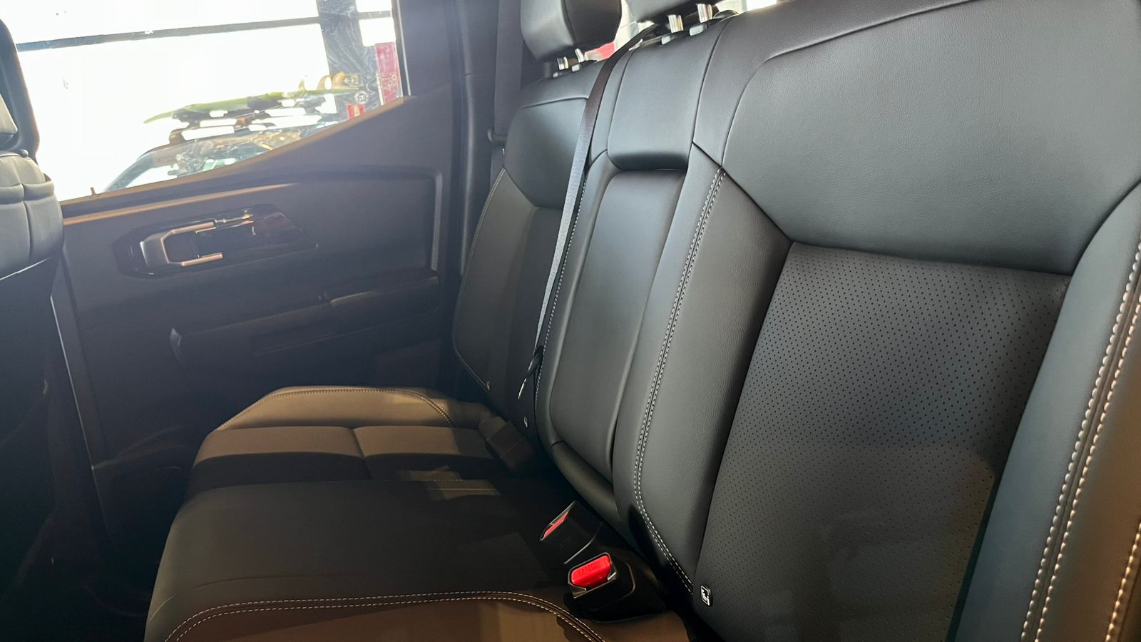 Mitsubishi-Triton-Triton HPE-S 2.4 CD 4x4 TB Diesel Aut.