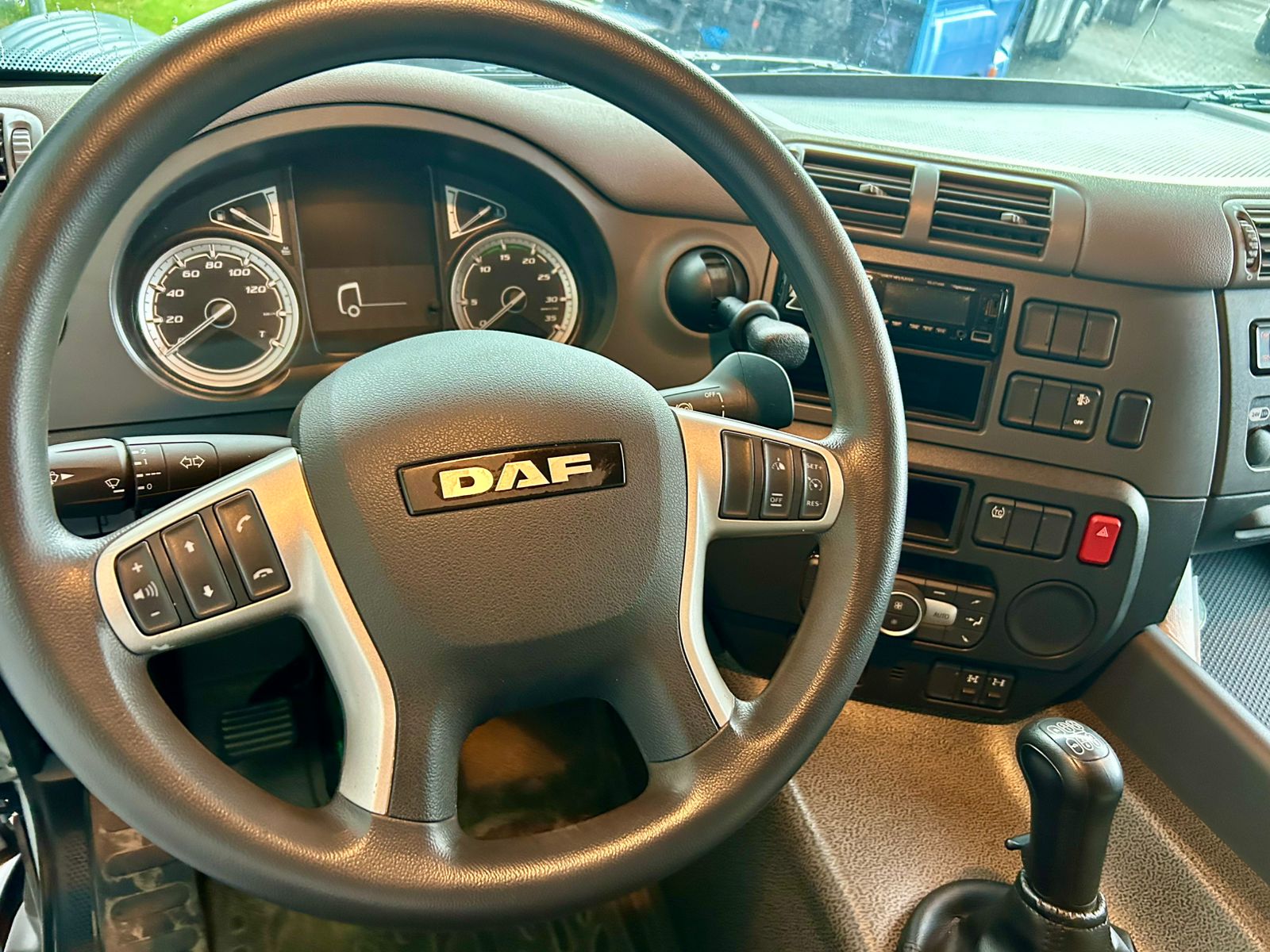 DAF-CF-CF FAT 310 6x4 Day Cab Mec. (Diesel)(E6)