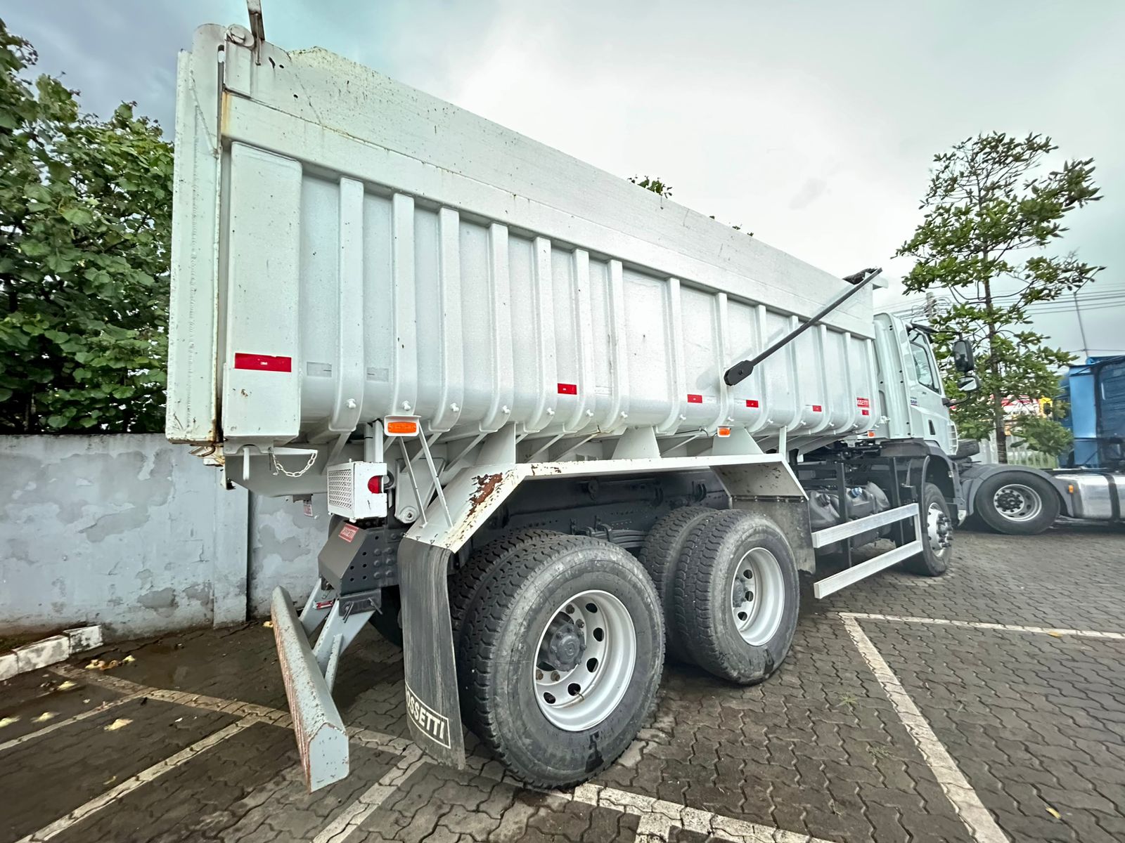 DAF-CF-CF FAT 310 6x4 Day Cab Mec. (Diesel)(E6)