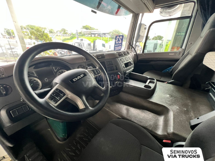 DAF-CF-CF FAC 300 8X2 Sleep. Cab Aut (Die)(E5)