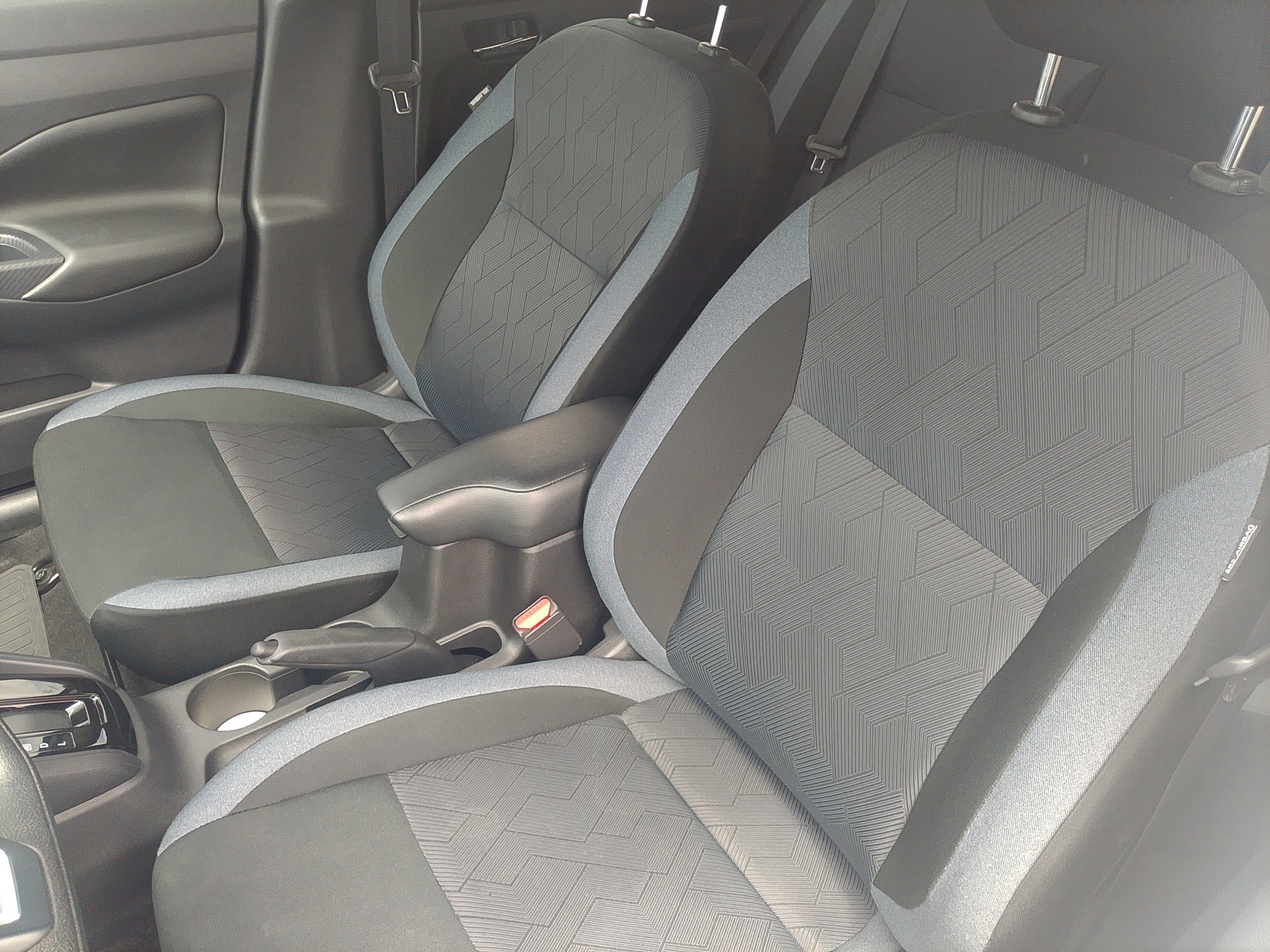 VERSA Advance 1.6 16V Flex Aut.