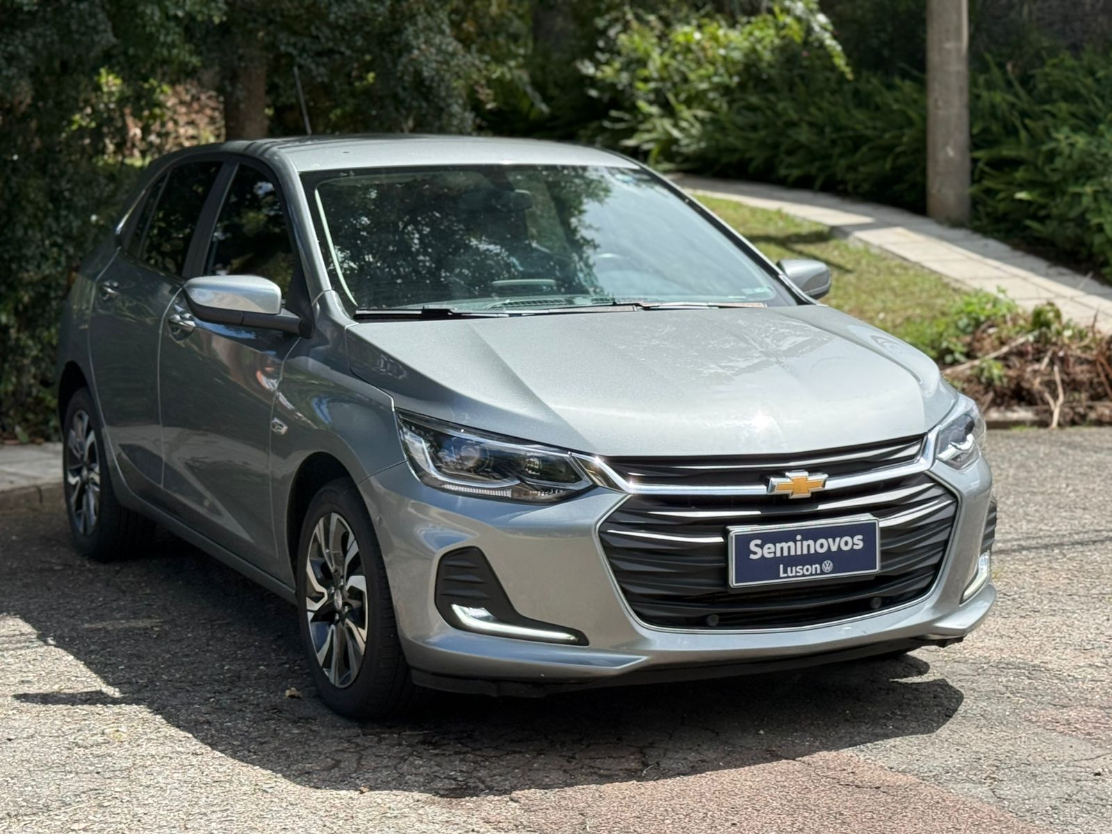 ONIX HATCH PREM. 1.0 12V TB Flex 5p Aut.