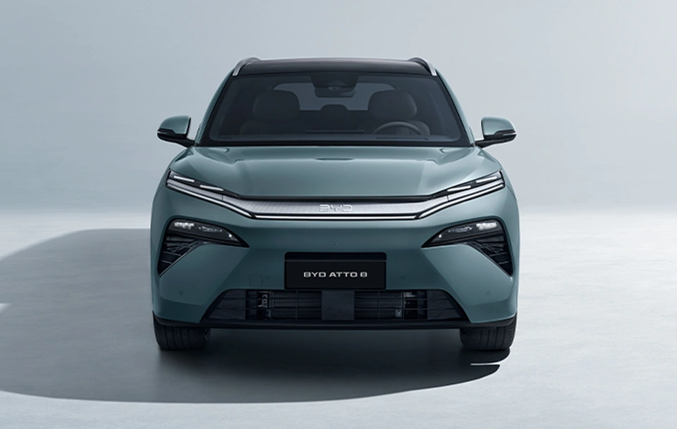 Design dianteiro futurista e minimalista