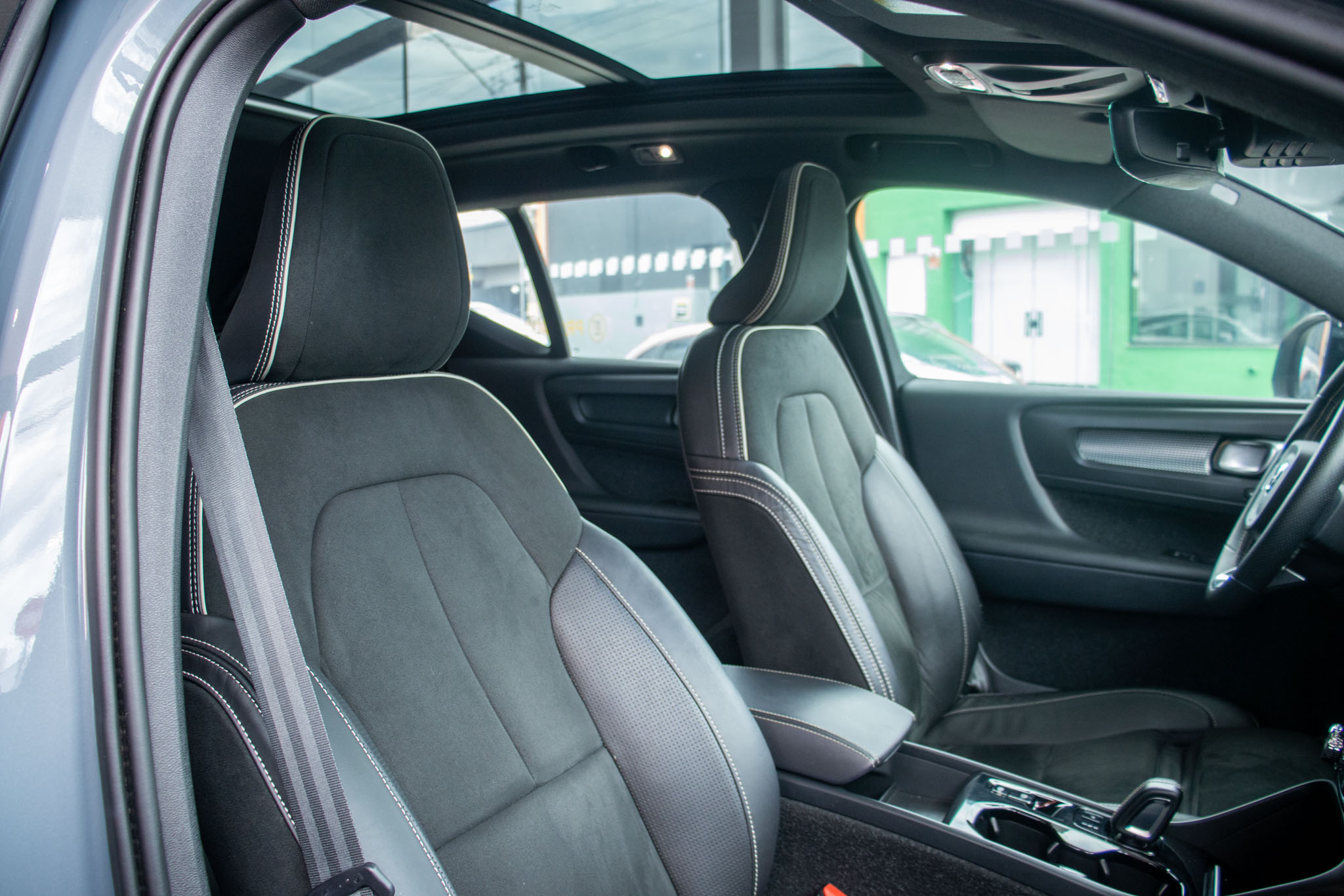 Volvo-XC 40-XC 40 T-5 HÍBRIDO R-DESIGN 1.5 262CV FWD