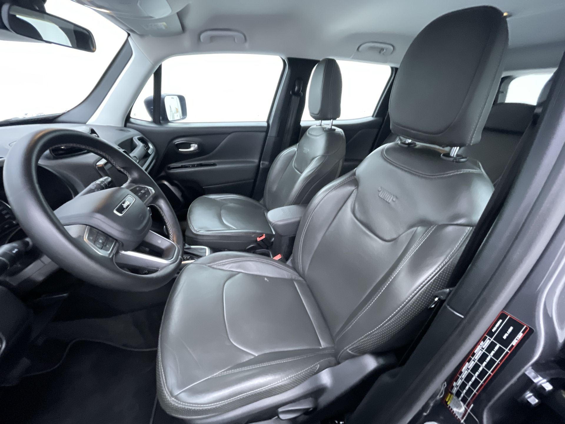 Renegade Sport T270 1.3 TB 4x2 Flex Aut.