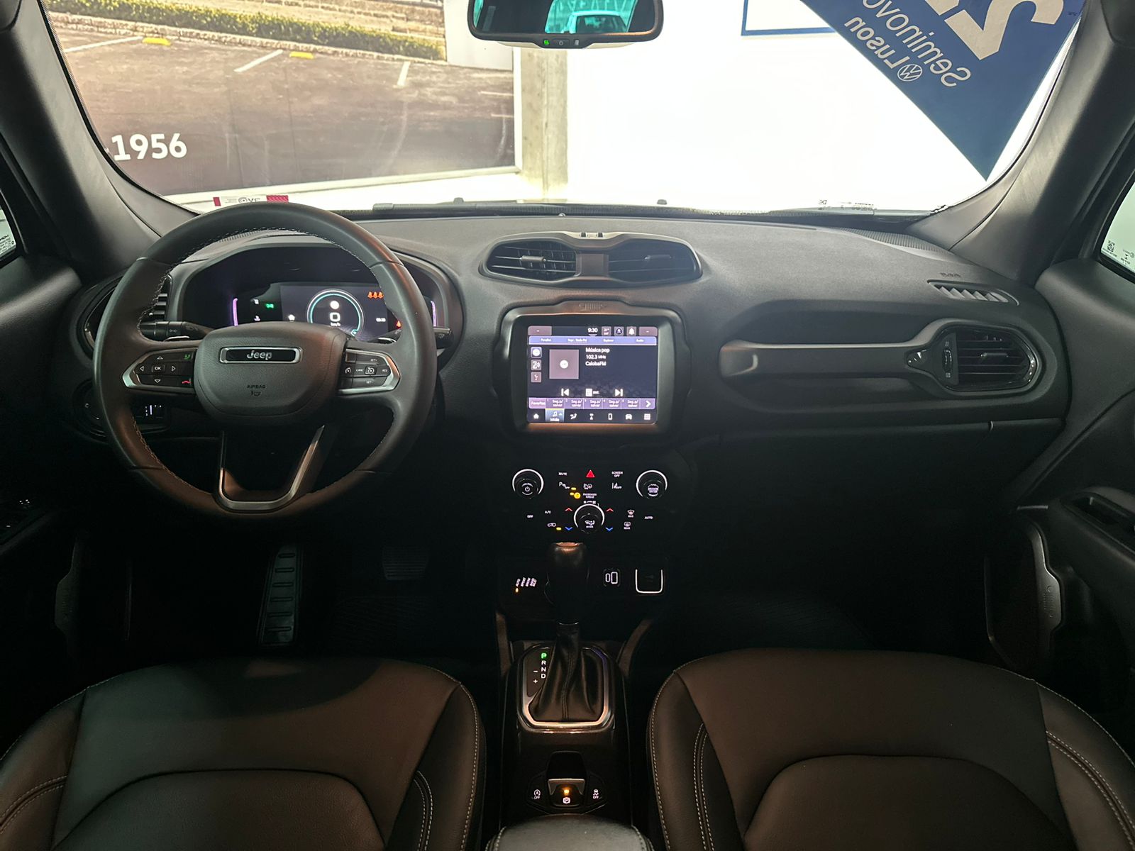 Renegade Trailhawk T270 1.3 TB Flex Aut.