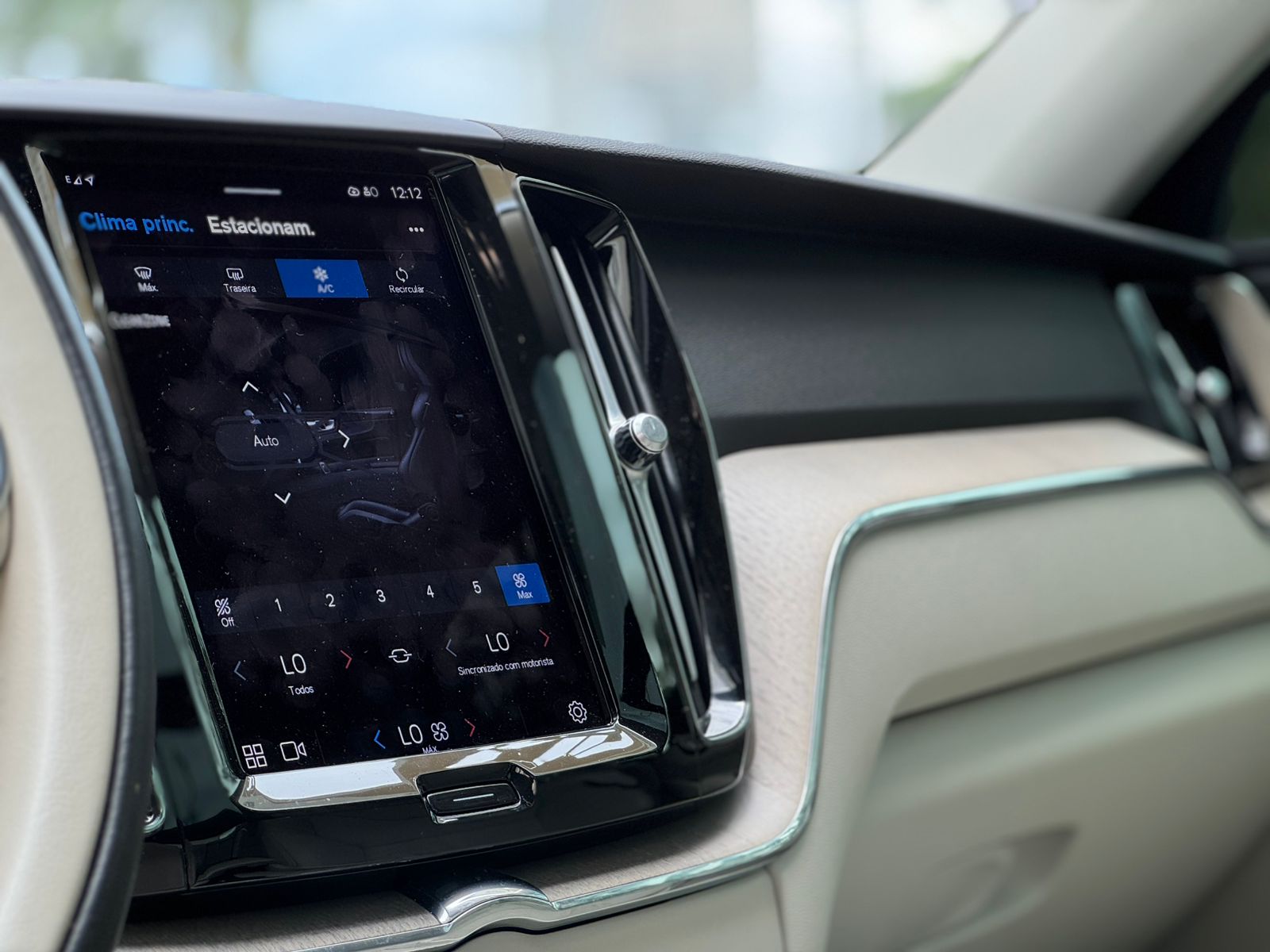 Volvo-XC 60-XC 60 T-8 Plus 2.0 AWD (Híbrido)