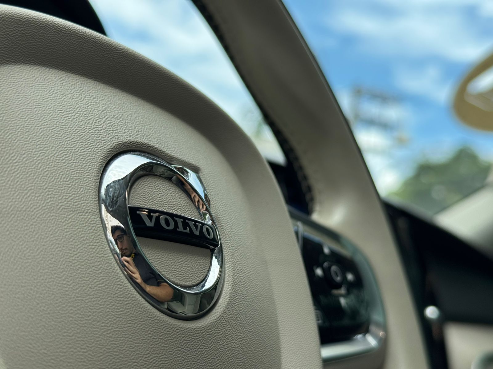 Volvo-XC 60-XC 60 T-8 Plus 2.0 AWD (Híbrido)