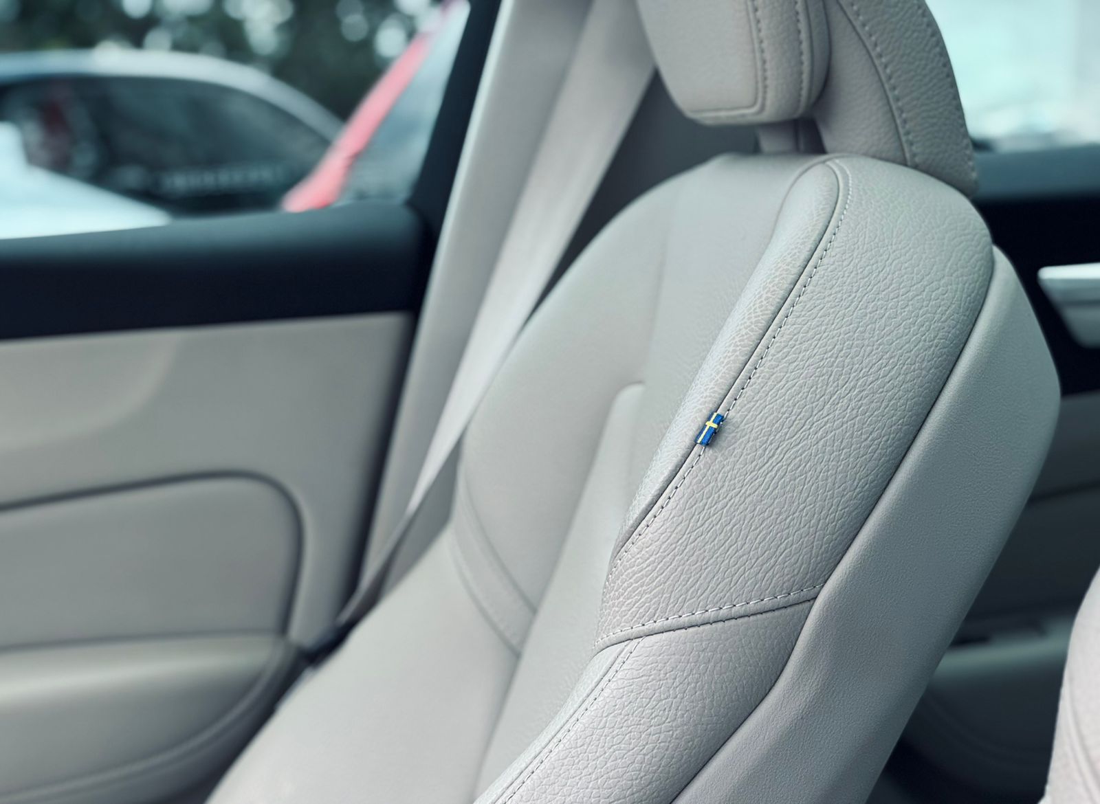 Volvo-XC 60-XC 60 T-8 Plus 2.0 AWD (Híbrido)