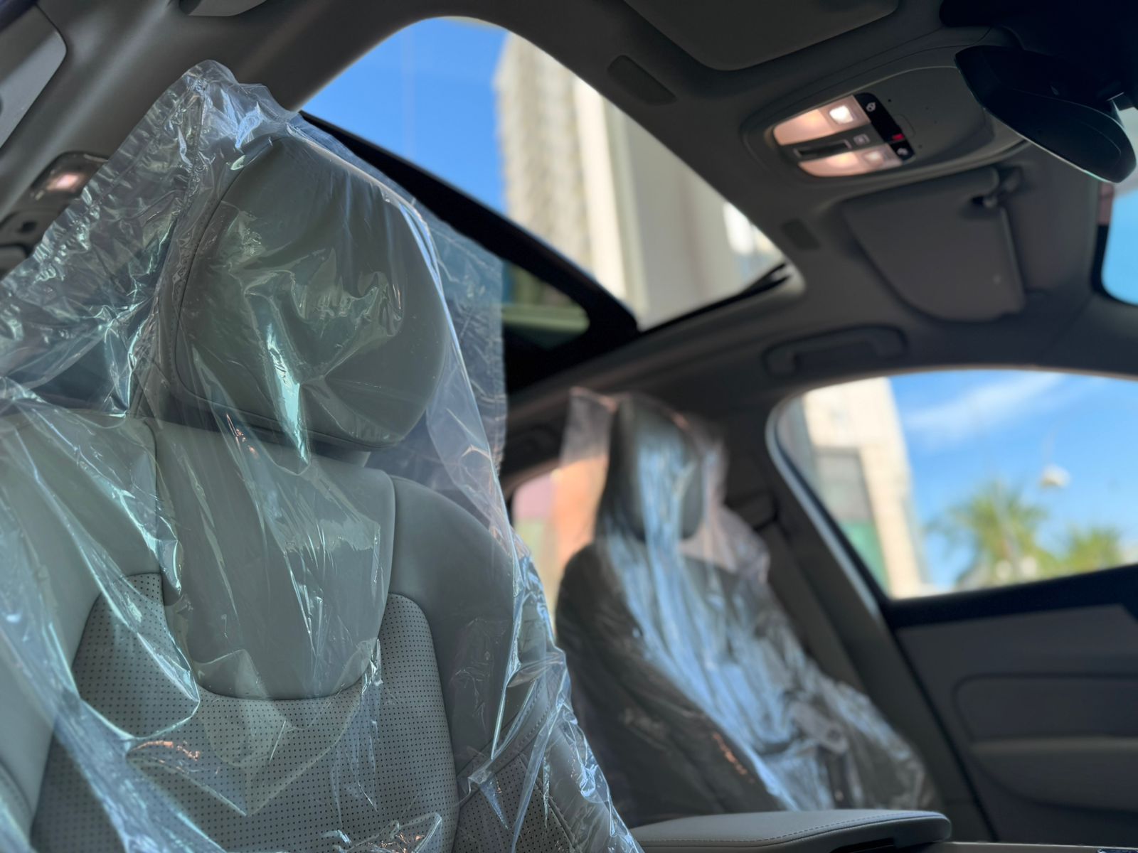 Volvo-XC 60-XC 60 T-8 Ultra Dark 2.0 AWD (Híbrido)