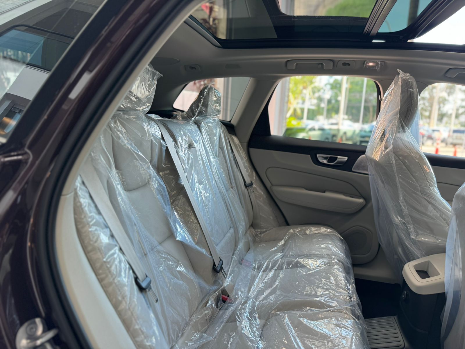 Volvo-XC 60-XC 60 T-8 Ultra Dark 2.0 AWD (Híbrido)