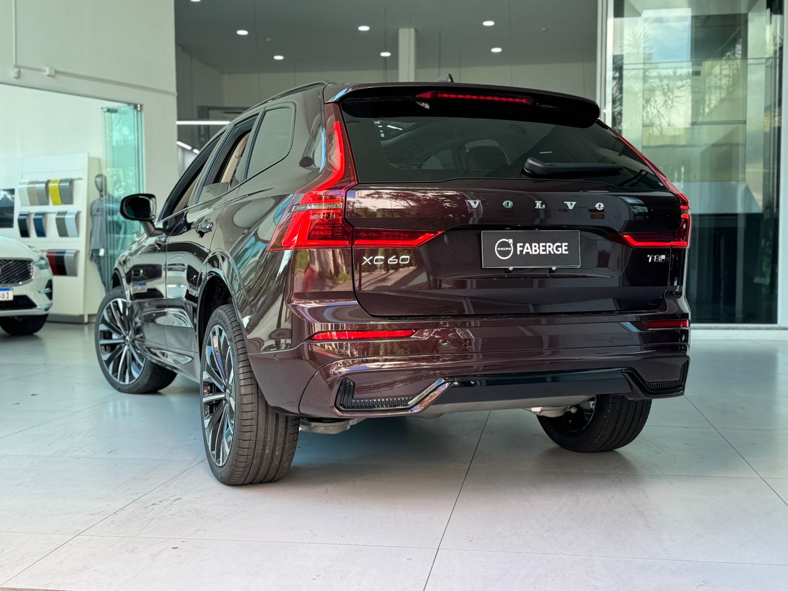 Volvo-XC 60-XC 60 T-8 Ultra Dark 2.0 AWD (Híbrido)