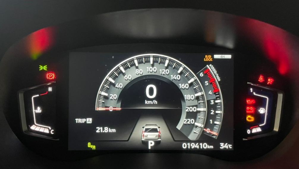 Mitsubishi-PAJERO SPORT-2.4 16V MIVEC TURBO DIESEL LEGEND AWD AUTOMÁTICO