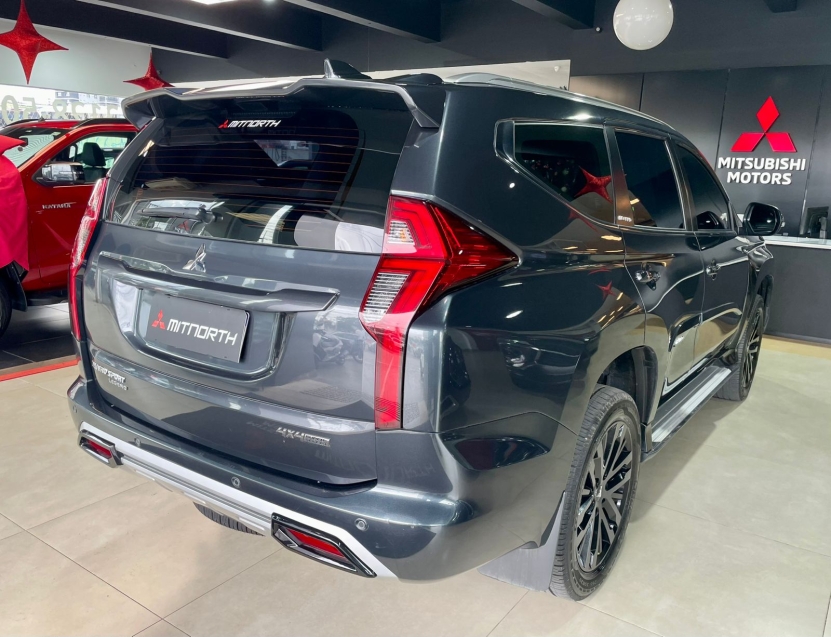 Mitsubishi-PAJERO SPORT-2.4 16V MIVEC TURBO DIESEL LEGEND AWD AUTOMÁTICO