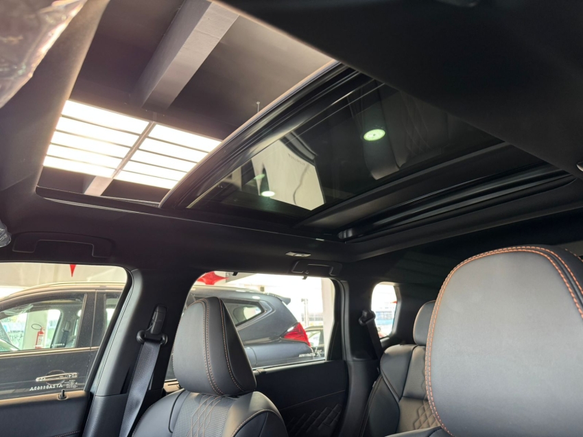 Mitsubishi-OUTLANDER-2.4 PHEV SIGNATURE S-AWC DHT