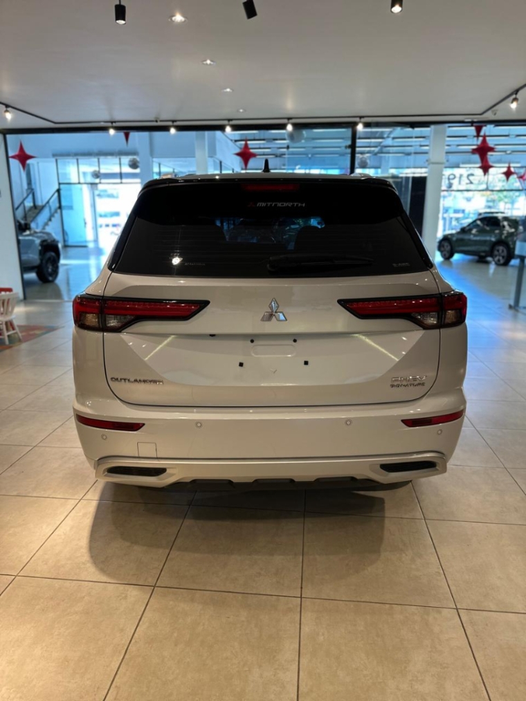 Mitsubishi-OUTLANDER-2.4 PHEV SIGNATURE S-AWC DHT