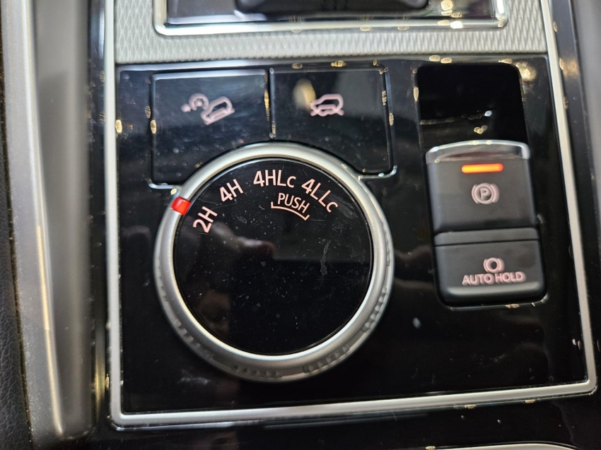 Mitsubishi-PAJERO SPORT-2.4 16V MIVEC TURBO DIESEL LEGEND AWD AUTOMÁTICO