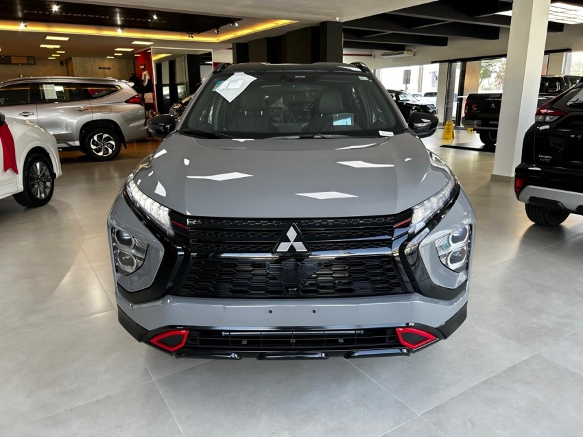 Mitsubishi-ECLIPSE CROSS-1.5 MIVEC TURBO GASOLINA HPE BLACK CVT