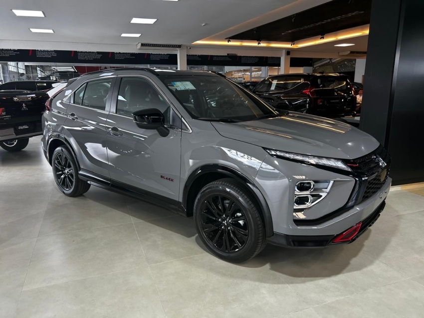 Mitsubishi-ECLIPSE CROSS-1.5 MIVEC TURBO GASOLINA HPE BLACK CVT