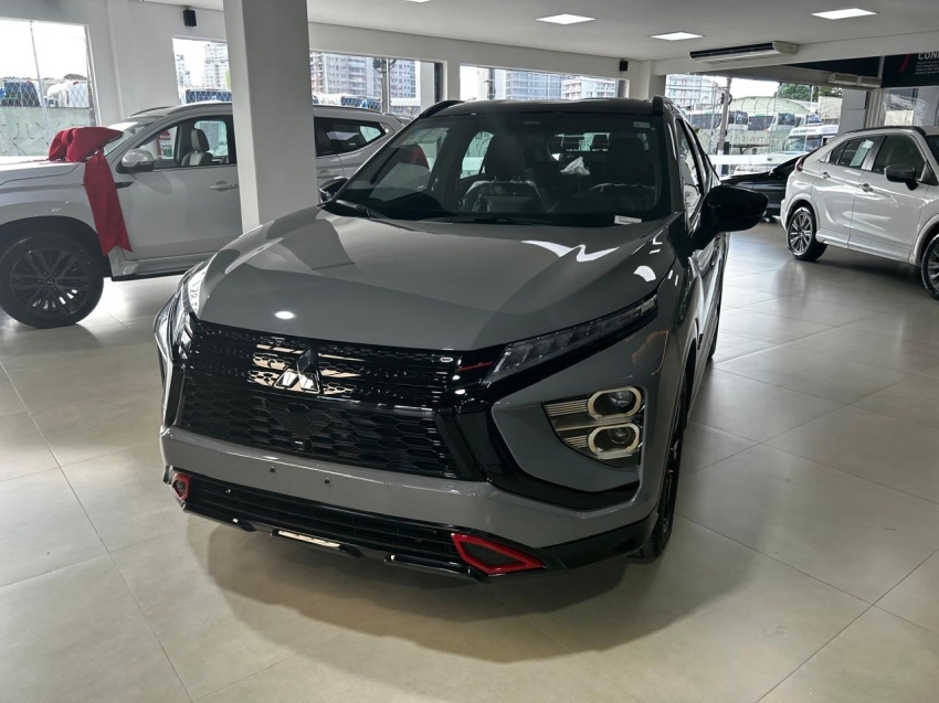 Mitsubishi-ECLIPSE CROSS-1.5 MIVEC TURBO GASOLINA HPE BLACK CVT