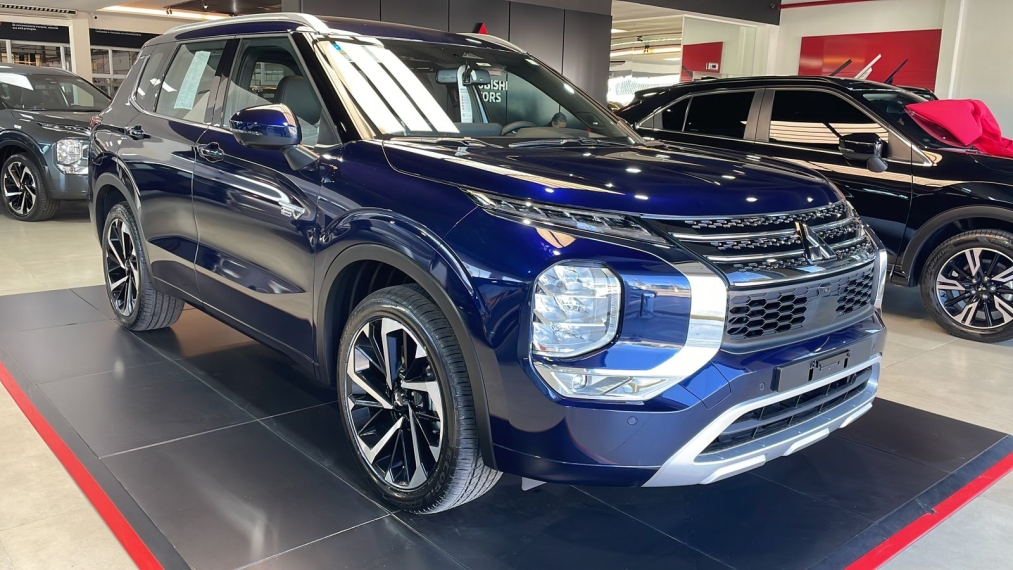 2.4 PHEV SIGNATURE S-AWC DHT