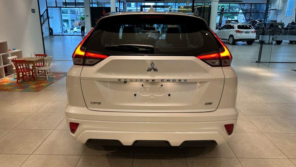 Mitsubishi-ECLIPSE CROSS-1.5 MIVEC TURBO GASOLINA HPE CVT