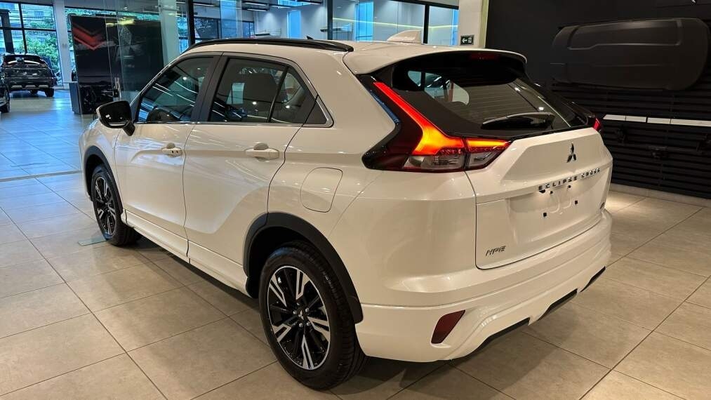 Mitsubishi-ECLIPSE CROSS-1.5 MIVEC TURBO GASOLINA HPE CVT