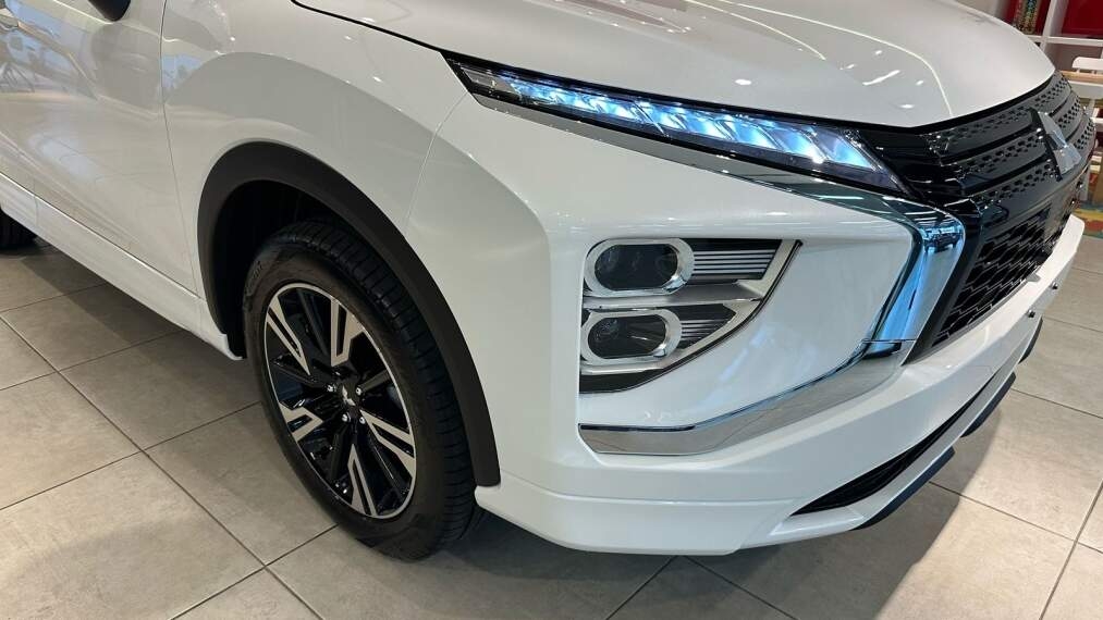 Mitsubishi-ECLIPSE CROSS-1.5 MIVEC TURBO GASOLINA HPE CVT