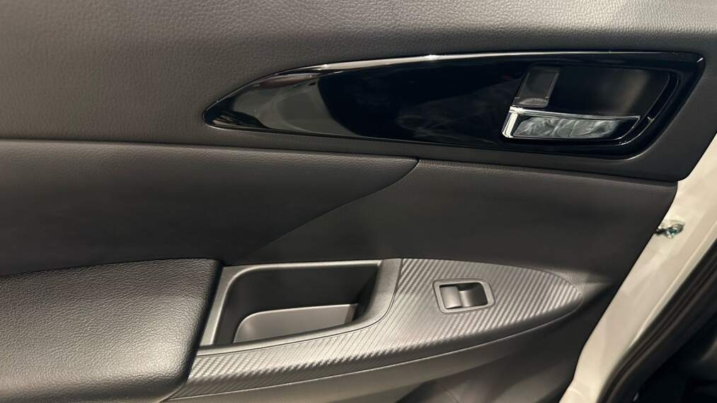 Mitsubishi-ECLIPSE CROSS-1.5 MIVEC TURBO GASOLINA HPE CVT